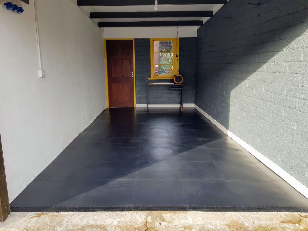 Domestic Garage Flexi-Tile Flooring Makeover