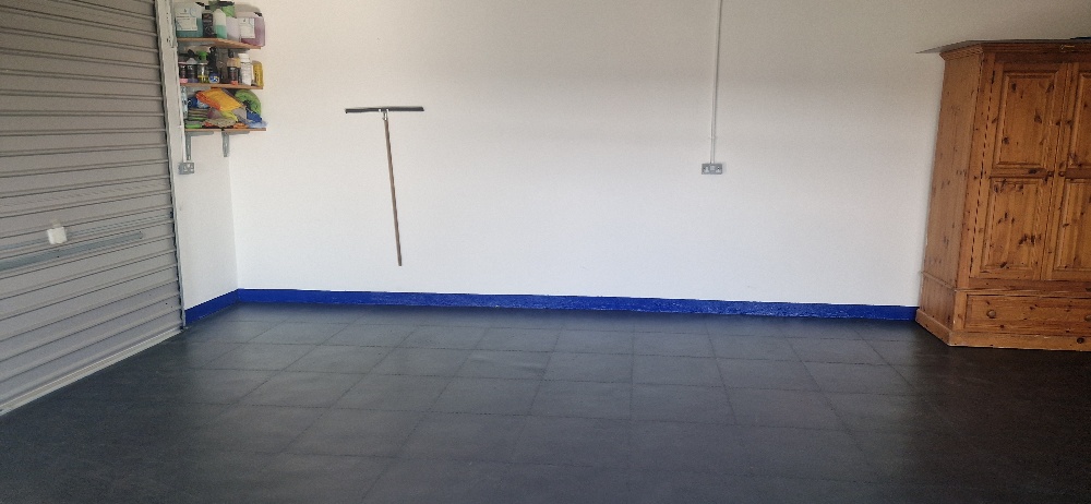 Flexi-Tile floor in a domestic garage